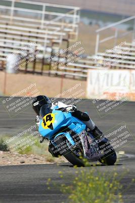 media/Jun-04-2022-WERA (Sat) [[b852bbbd55]]/Practice Races/3-600cc novices/